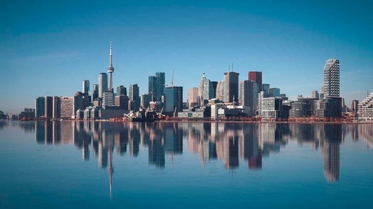 35 Best Things to Do in Toronto | A Local’s Guide
